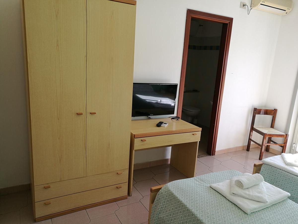 Hotel Royal Cattafi San Filippo del Mela 外观 照片