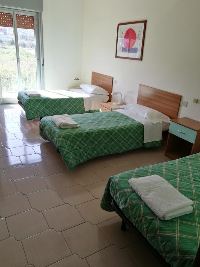 Hotel Royal Cattafi San Filippo del Mela 外观 照片