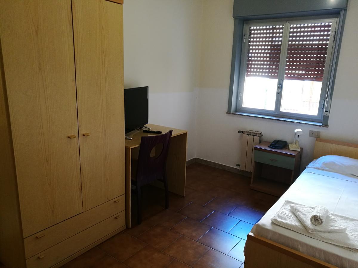 Hotel Royal Cattafi San Filippo del Mela 外观 照片